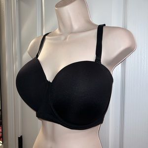 Wacoal 36H bra with removable straps.